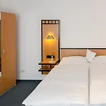 Schere Otel 4*