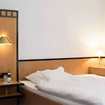 Schere Otel