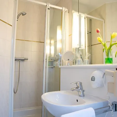 Schere 4* نورتهايم