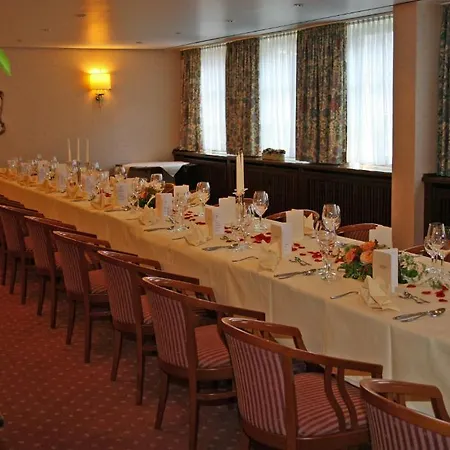 Schere 4* Northeim